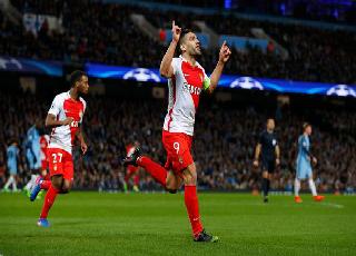 5 điểm nhấn Man City 5-3 Monaco: Mãnh hổ trở lại, bóng đá đích thực là đây!