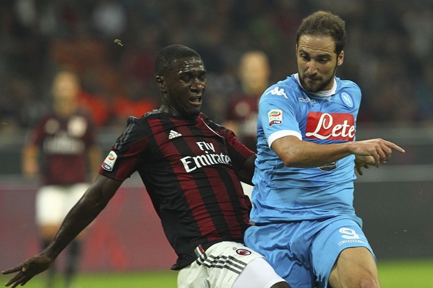 Higuain “tịt ngòi”, Napoli bị AC Milan cầm chân