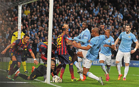 02h45 ngày 13/3, Barcelona vs Man City: Man City nhận thêm cái tát!