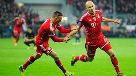 Bayern 3-1 M.U: Quỷ đỏ bị loại cay đắng