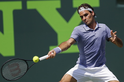 Bộ ba Federer, Murray, Djokovic nhẹ bước vào vòng 4