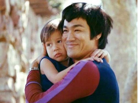Cái chết bí ẩn của con trai Lý Tiểu Long và Kim Dung