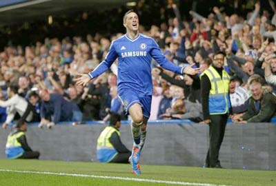 Vòng 9 Giải Ngoại hạng Anh: Chelsea thắng Manchester City 2 - 1