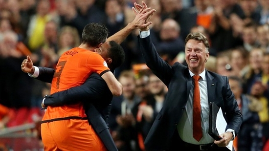 Hà Lan nguy hiểm hơn với triết lý Van Gaal