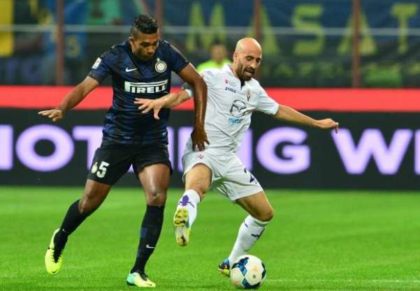 Ngược dòng trước Fiorentina, Inter Milan giành ngôi nhì bảng