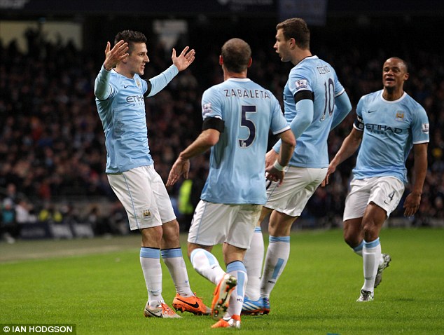 Man City 2-0 Chelsea: Màn báo thù của ‘Man xanh’