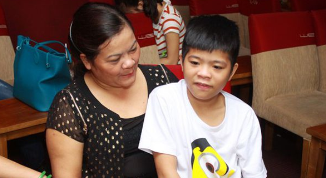 Mẹ Quang Anh: 'Cát-xê con trai được 15 -27 triệu một show'