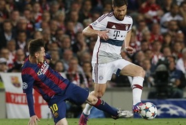 Messi bùng nổ, Barcelona nhấn chìm Bayern 3-0