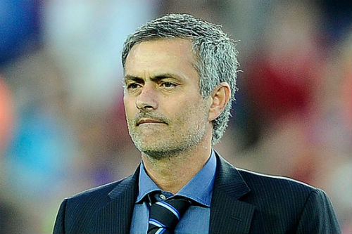 Sốc: Mourinho đứng trước nguy cơ bị 'trảm'