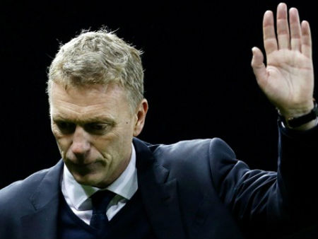 Thảm bại, MU tính sa thải David Moyes, ông già Ferguson trở lại?