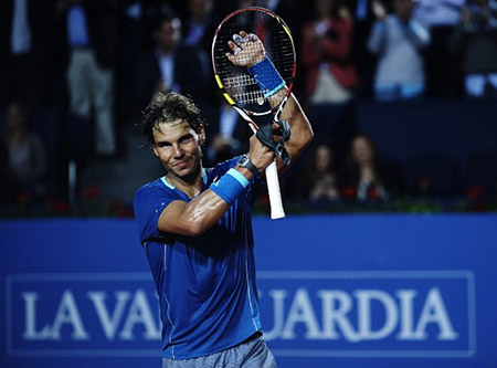 Nadal nhẹ nhàng vào vòng tứ kết Barcelona Open