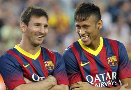 Neymar cần 2 năm để vượt mặt Messi và Ronaldo