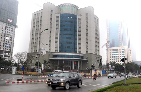 Nhiều bộ có trụ sở mới vẫn "ôm" trụ sở cũ