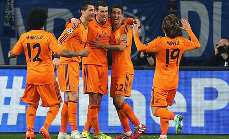 C. Ronaldo lập cú đúp, Real Madrid hạ Schalke 6-1