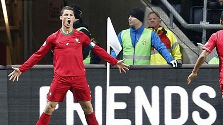 Thụy Điển 2-3 BĐN: Ibra đã hay, CR7 còn hay hơn