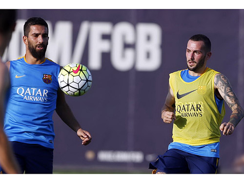 Turan và Vidal sẵn sàng tỏa sáng ở Barcelona