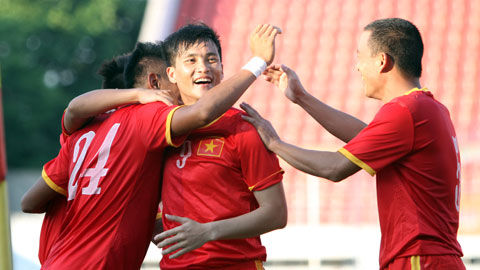 ĐT Việt Nam có nhà tài trợ trang phục mới: "Chiến thắng trước thềm AFF Cup"