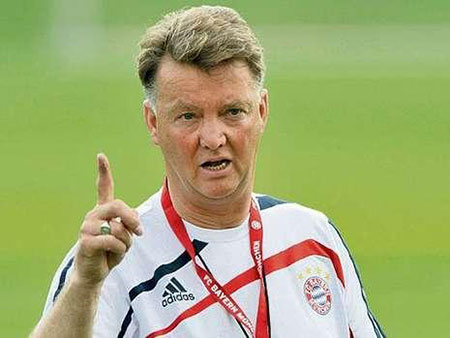 Về M.U, lương Van Gaal "khủng" hơn Sir Alex