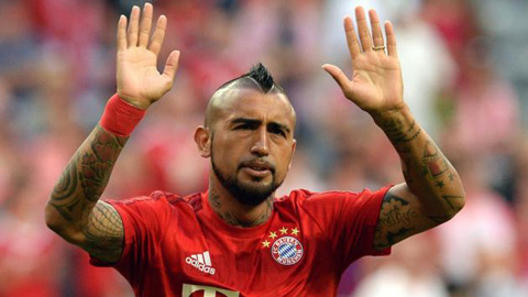 Arturo Vidal trong nỗi ám ảnh Schweinsteiger