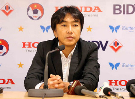 HLV Miura: "Việt Nam có thể đã thua tới 5 bàn trong hiệp 1"